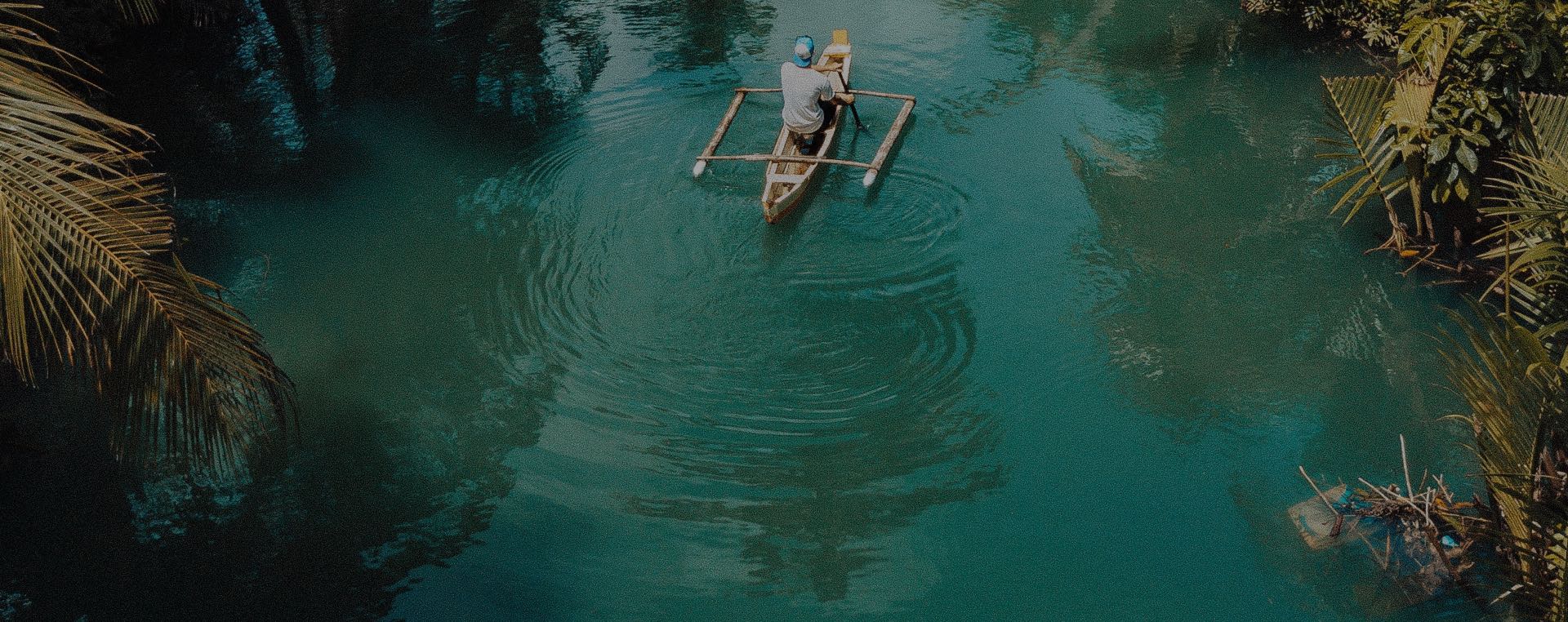 home-04-testimonial-bg-slide-02